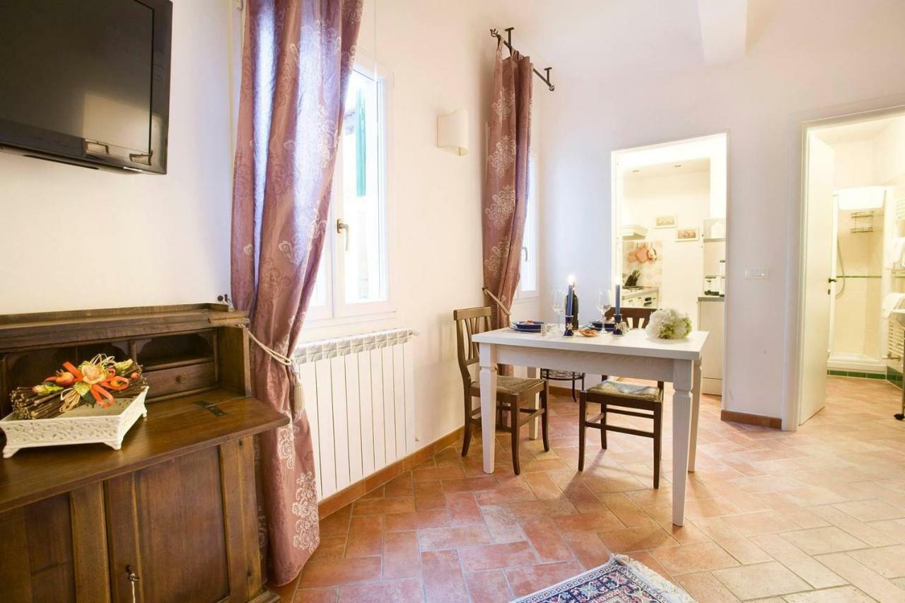 Ellen'S Cozy Apartment Florenz Exterior foto